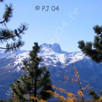 Au loin, la Grande Séolane…