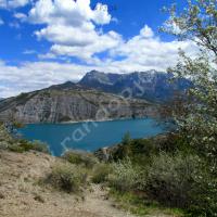 Au fond, le Pic de Morgon