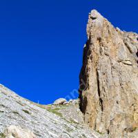 Au loin… le col de la Portiolette