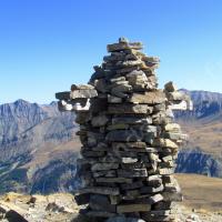 Ancienne croix « encairnée »