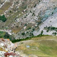 En-dessous… la Bergerie de l'Alpet